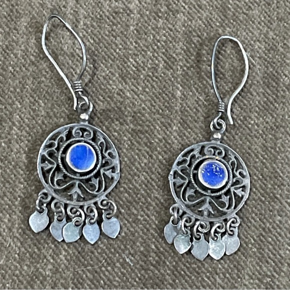 .925 Sterling silver fine jewelry Jewelry - .925 Sterling Vintage Real Solid Silver Fine Jewelry BLUE LAPIS EARRINGS